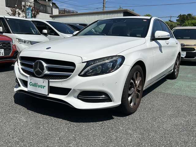 メルセデス・ベンツ Ｃ１８０ アバンギャルド 埼玉県 2014(平26)年 8万km ポーラホワイト 運転席、助手席シートヒーター/運転席、助手席パワーシート/純正フロアマット/純正ナビ/CDチェンジャー/Bluetooth/フルセグTV/アイドリングストップ/クルーズコントロール/オートエアコン/MTモード付/ETC/バックカメラ/純正17インチアルミホイール/横滑り防止装置/レーンキープアシスト/オートライト/前後コーナーセンサー/PRE-SAFE/LEDヘッドライト/ハーフレザーシート