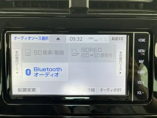 トヨタ プリウス A ツーリングセレクション 富山県 2019(令1)年 6.2万km アティチュードブラックマイカ 純正メモリナビ　　/フルセグ　ＢＴ　ＤＶＤ　/全方位カメラ　/ＥＴＣ２．０　/スマートキー　/スペアキー/レーダークルーズ　/ＬＥＤオートライト　/レザーシート　　/シートヒーター　/ＡＣ１００Ｖ　/ＨＵＤ　/ＢＳＭ/パーキングアシスト/社外AW付き冬タイヤ4本車載/トヨタセーフティセンス/パワーシート /ドライブレコーダー/4WD/オートハイビーム