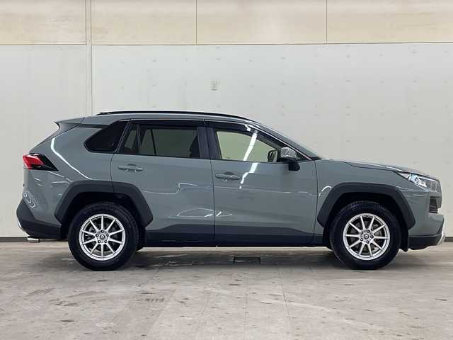 トヨタ ＲＡＶ４ アドベンチャー 道央・札幌 2022(令4)年 2.1万km アーバンカーキ /4WD//純正ナビ/（フルセグ/ラジオ/BT）//レーダークルーズコントロール//ETC2.0//衝突被害軽減システム//横滑り防止装置//ハンドルヒーター//サンルーフ//シートヒーター（運転席、助手席）//パワーシート（運転席、助手席）//ステアリングスイッチ//ハーフレザーシート//オートライト//オートハイビーム//フォグライト//スペアキー