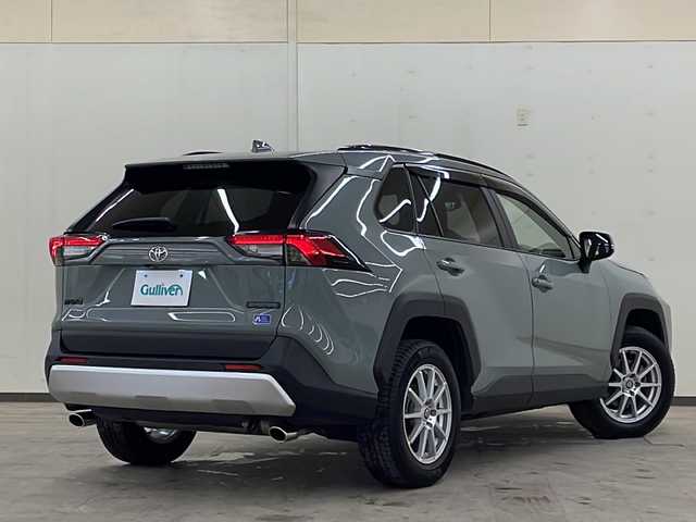 トヨタ ＲＡＶ４ アドベンチャー 道央・札幌 2022(令4)年 2.1万km アーバンカーキ /4WD//純正ナビ/（フルセグ/ラジオ/BT）//レーダークルーズコントロール//ETC2.0//衝突被害軽減システム//横滑り防止装置//ハンドルヒーター//サンルーフ//シートヒーター（運転席、助手席）//パワーシート（運転席、助手席）//ステアリングスイッチ//ハーフレザーシート//オートライト//オートハイビーム//フォグライト//スペアキー