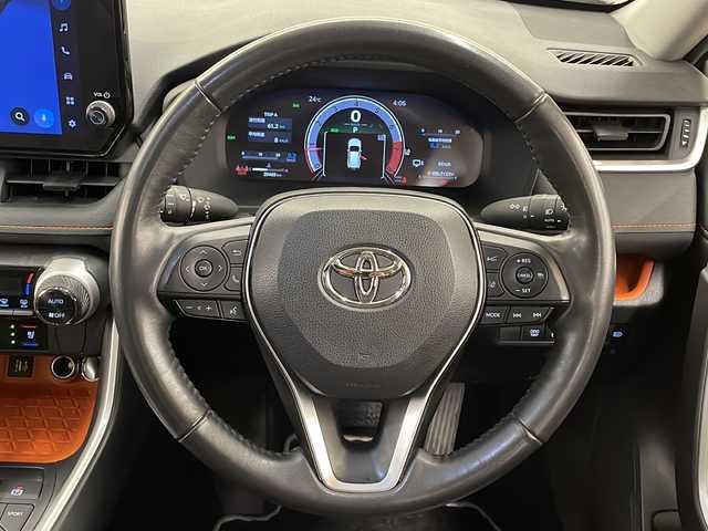 トヨタ ＲＡＶ４ アドベンチャー 道央・札幌 2022(令4)年 2.1万km アーバンカーキ /4WD//純正ナビ/（フルセグ/ラジオ/BT）//レーダークルーズコントロール//ETC2.0//衝突被害軽減システム//横滑り防止装置//ハンドルヒーター//サンルーフ//シートヒーター（運転席、助手席）//パワーシート（運転席、助手席）//ステアリングスイッチ//ハーフレザーシート//オートライト//オートハイビーム//フォグライト//スペアキー