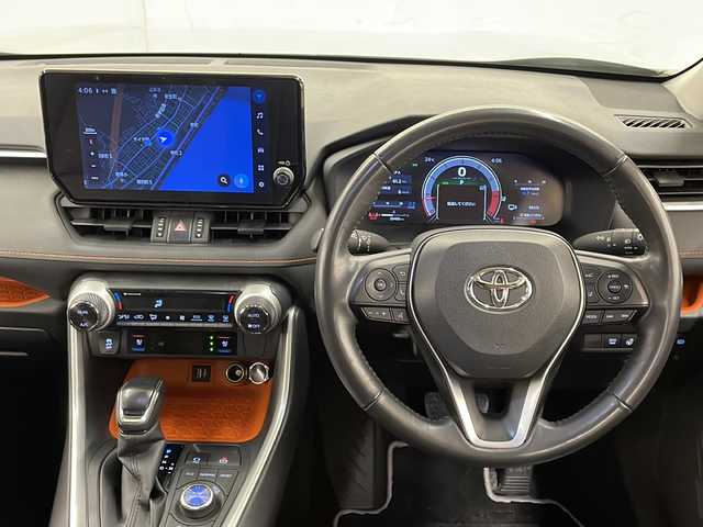 トヨタ ＲＡＶ４ アドベンチャー 道央・札幌 2022(令4)年 2.1万km アーバンカーキ /4WD//純正ナビ/（フルセグ/ラジオ/BT）//レーダークルーズコントロール//ETC2.0//衝突被害軽減システム//横滑り防止装置//ハンドルヒーター//サンルーフ//シートヒーター（運転席、助手席）//パワーシート（運転席、助手席）//ステアリングスイッチ//ハーフレザーシート//オートライト//オートハイビーム//フォグライト//スペアキー