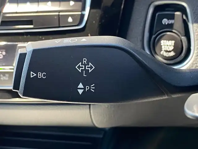 ＢＭＷ ３２０ｄ Mスポーツ 福岡県 2017(平29)年 6.2万km アルピンホワイトⅢ インテリジェントSF/純正ナビ/CD/DVD/USB/Bluetooth/アダプティブクルーズコントロール/レーンキープ/ブラインドスポット/ETC/ドラレコ/Bカメラ/パワーシート/メモリーシート/LEDヘッドライト/純正19インチアルミホイール/スマートキー