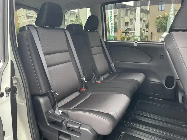 日産 セレナ ハイウェイスター V 兵庫県 2020(令2)年 2.2万km ブリリアントホワイトパール ・ワンオーナー/・純正OP10インチナビ（MM520D-L）/・地デジ/DVD/BT/・ナビ連動ドライブレコーダー前後/・アラウンドビューモニター/・ステアリングリモコン/・両側パワースライドドア/・ETC/・純正16インチAW/・オートLEDヘッドランプ/・インテリジェントルームミラー/・プロパイロット/・LDW（車線逸脱警報）/・LDP（車線逸脱防止支援）/・BSW（後側方車両検知警報）/・BSI（後側方衝突防止支援）/・エマージェンシーブレーキ/・標識認識機能/・ハイビームアシスト