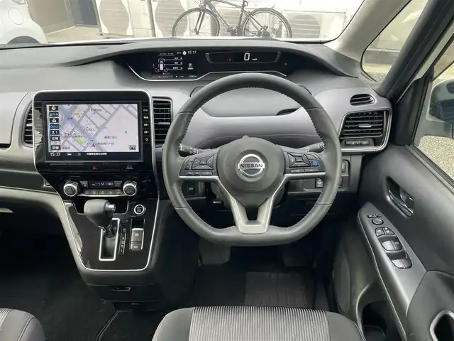 日産 セレナ ハイウェイスター V 兵庫県 2020(令2)年 2.2万km ブリリアントホワイトパール ・ワンオーナー/・純正OP10インチナビ（MM520D-L）/・地デジ/DVD/BT/・ナビ連動ドライブレコーダー前後/・アラウンドビューモニター/・ステアリングリモコン/・両側パワースライドドア/・ETC/・純正16インチAW/・オートLEDヘッドランプ/・インテリジェントルームミラー/・プロパイロット/・LDW（車線逸脱警報）/・LDP（車線逸脱防止支援）/・BSW（後側方車両検知警報）/・BSI（後側方衝突防止支援）/・エマージェンシーブレーキ/・標識認識機能/・ハイビームアシスト