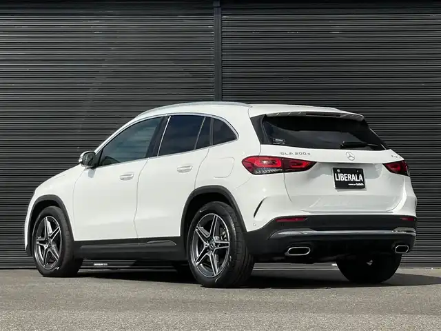 メルセデス・ベンツ ＧＬＡ２００ｄ 4マチック AMGライン 山梨県 2021(令3)年 2.9万km ポーラホワイト １オーナー/パノラマＳＲ/黒半革/シートＨ　/純正ＨＤＤナビ　/フルセグ　/ＡｐｐｌｅＣａｒＰｌａｙ　/ＡｎｄｒｏｉｄＡｕｔｏ　/全方位カメラ　/ＬＥＤヘッドライト　/オートハイビーム　/パワーバックドア　/フットオープナ/パドルシフト/社外レーダー/