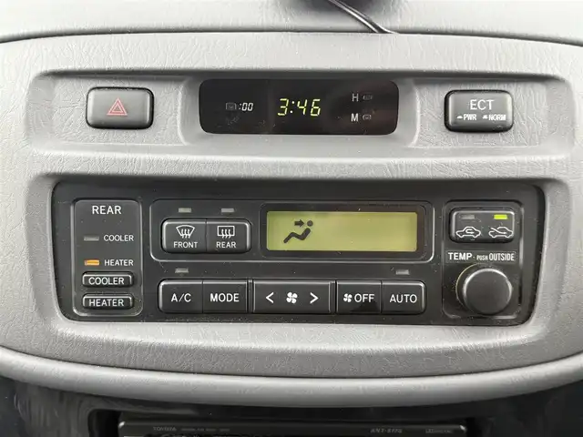 トヨタ ハイエース レジアス ウインドツアラー 愛知県 1997(平9)年 13.2万km ブルーイッシュシルバーM 対面シート/ツインサンルーフ/ルーフレール/カーテン/純正OPナビ/ドラレコ/WAC/ECT/電格ミラー/ドアバイザー/ハロゲンヘッドライト/フォグランプ/純正アルミホイール/純正フロアマット