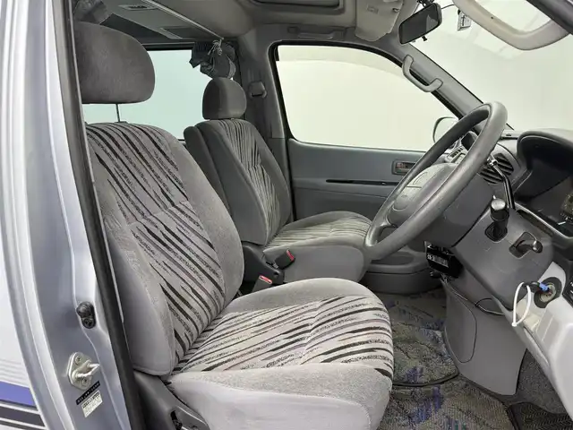 トヨタ ハイエース レジアス ウインドツアラー 愛知県 1997(平9)年 13.2万km ブルーイッシュシルバーM 対面シート/ツインサンルーフ/ルーフレール/カーテン/純正OPナビ/ドラレコ/WAC/ECT/電格ミラー/ドアバイザー/ハロゲンヘッドライト/フォグランプ/純正アルミホイール/純正フロアマット