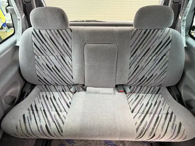 トヨタ ハイエース レジアス ウインドツアラー 愛知県 1997(平9)年 13.2万km ブルーイッシュシルバーM 対面シート/ツインサンルーフ/ルーフレール/カーテン/純正OPナビ/ドラレコ/WAC/ECT/電格ミラー/ドアバイザー/ハロゲンヘッドライト/フォグランプ/純正アルミホイール/純正フロアマット