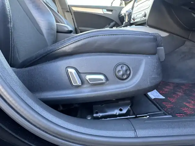 アウディ Ａ４ アバント 2．0 TFSI 広島県 2015(平27)年 6.3万km ミトスブラックメタリック 走行距離：62571km(入庫時)/2.0 TFSI Sラインパッケージ/純正ナビ/バックカメラ/コーナーセンサー/パワーシート(D席・N席)/シートヒータ(D席・N席)/パワーリアゲート/ハーフレザーシート/S-lineロゴ入りスカッフプレート/パドルシフト/ETC