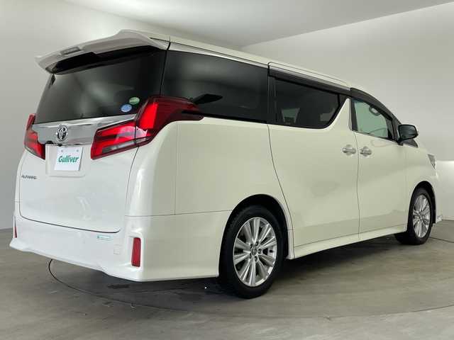 トヨタ アルファード S Aパッケージ 兵庫県 2019(令1)年 3万km ラグジュアリーホワイトパールクリスタルシャインガラスフレーク ・純正10インチナビ（TV・BT・DVD・CD・HDMI・USB）/・フリップダウンモニター/・バックカメラ/・ビルトインETC/・両側パワースライドドア/・レーダークルーズコントロール/・トヨタセーフティセンス/・レーントレーシングアラート/・クリアランスソナー/・パーキングサポートブレーキ/・プリクラッシュセーフティ/・ロードサインアシスト/・nanoe/・先行者発進告知/・LEDオートライト/・LEDフォグランプ/・オートマチックハイビーム/・横滑り防止装置/・電動パーキングブレーキ/・ブレーキホールド/・2列目オットマンシート/・シートリフター/・ALL AUTO PW/・純正18インチアルミホイール/・純正フロアマット/・ステアリングリモコン/・ドアバイザー/・スマートキー/・スペアキー/・プッシュスタート/・電動格納ミラー/・ウインカーミラー/・W＋サイドエアバック/・カーテンエアバック