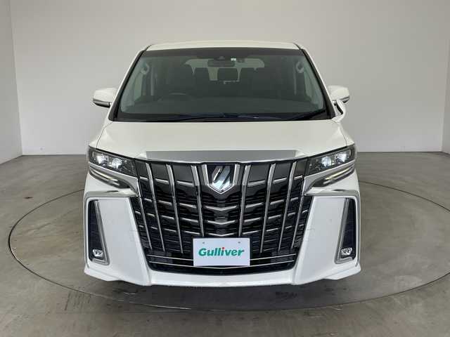 トヨタ アルファード S Aパッケージ 兵庫県 2019(令1)年 3万km ラグジュアリーホワイトパールクリスタルシャインガラスフレーク ・純正10インチナビ（TV・BT・DVD・CD・HDMI・USB）/・フリップダウンモニター/・バックカメラ/・ビルトインETC/・両側パワースライドドア/・レーダークルーズコントロール/・トヨタセーフティセンス/・レーントレーシングアラート/・クリアランスソナー/・パーキングサポートブレーキ/・プリクラッシュセーフティ/・ロードサインアシスト/・nanoe/・先行者発進告知/・LEDオートライト/・LEDフォグランプ/・オートマチックハイビーム/・横滑り防止装置/・電動パーキングブレーキ/・ブレーキホールド/・2列目オットマンシート/・シートリフター/・ALL AUTO PW/・純正18インチアルミホイール/・純正フロアマット/・ステアリングリモコン/・ドアバイザー/・スマートキー/・スペアキー/・プッシュスタート/・電動格納ミラー/・ウインカーミラー/・W＋サイドエアバック/・カーテンエアバック