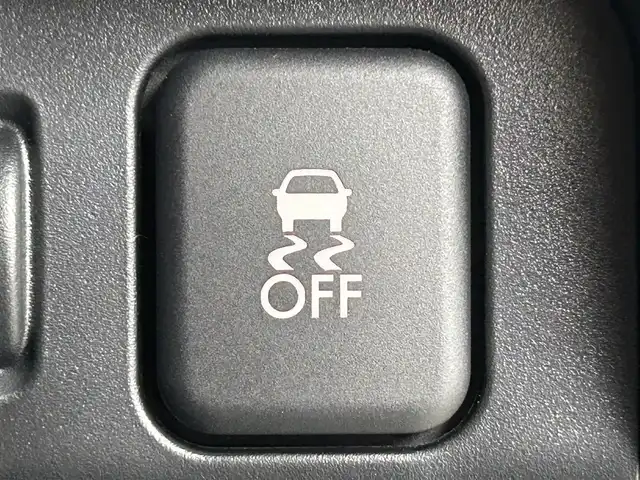 スバル レヴォーグ 1．6GT アイサイト 道央・札幌 2015(平27)年 3.7万km クリスタルホワイトP ・４WD/・社外ＳＤナビ/・バックカメラ/・サイドカメラ/・CD/DVD/BT/フルセグ/SD/iPod/HDMI/USB/・純正前方ドライブレコーダー/・ＥＴＣ/・アイサイト/・横滑り防止装置/・レーダークルーズコントロール/・レーンキープアシスト/・ブラインドスポットモニター/・ヒルディセントコントロール/・電子パーキングブレーキ/・HIDヘッドライト/・オートライト/・前後フォグランプ/・D席パワーシート/・純正フロアマット/・パドルシフト/・防眩ミラー/・トノカバー/・ドアバイザー/・電動格納ウィンカーミラー/・プッシュスタート/・スマートキー/・スペアキー