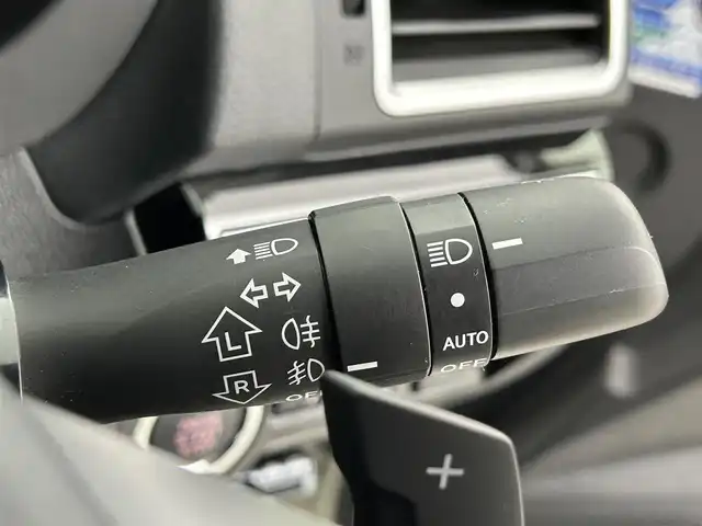 スバル レヴォーグ 1．6GT アイサイト 道央・札幌 2015(平27)年 3.7万km クリスタルホワイトP ・４WD/・社外ＳＤナビ/・バックカメラ/・サイドカメラ/・CD/DVD/BT/フルセグ/SD/iPod/HDMI/USB/・純正前方ドライブレコーダー/・ＥＴＣ/・アイサイト/・横滑り防止装置/・レーダークルーズコントロール/・レーンキープアシスト/・ブラインドスポットモニター/・ヒルディセントコントロール/・電子パーキングブレーキ/・HIDヘッドライト/・オートライト/・前後フォグランプ/・D席パワーシート/・純正フロアマット/・パドルシフト/・防眩ミラー/・トノカバー/・ドアバイザー/・電動格納ウィンカーミラー/・プッシュスタート/・スマートキー/・スペアキー