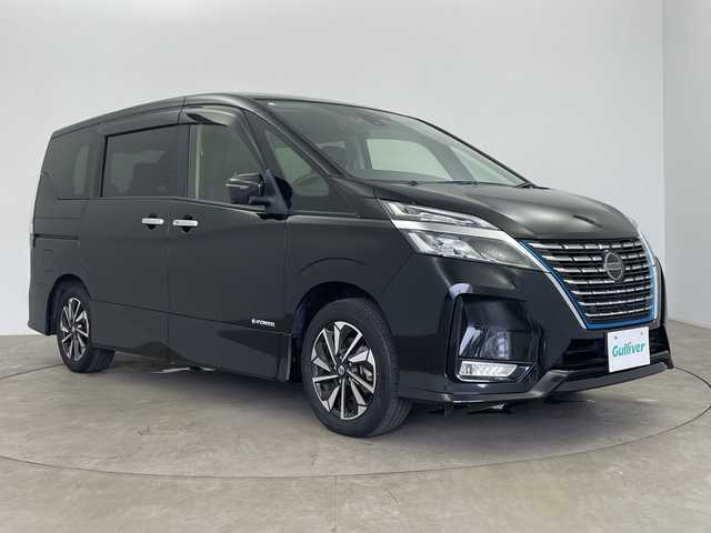 日産 セレナ e－パワー ハイウェイスター G 鹿児島県 2020(令2)年 5.5万km ダイヤモンドブラック 純正１０インチナビ　プロパイロット　１１インチフリップダウンモニター　衝突軽減ブレーキ　アラウンドビューモニター　両側パワースライドドア　ビルトインＥＴＣ　シートヒーター　デジタルインナーミラー