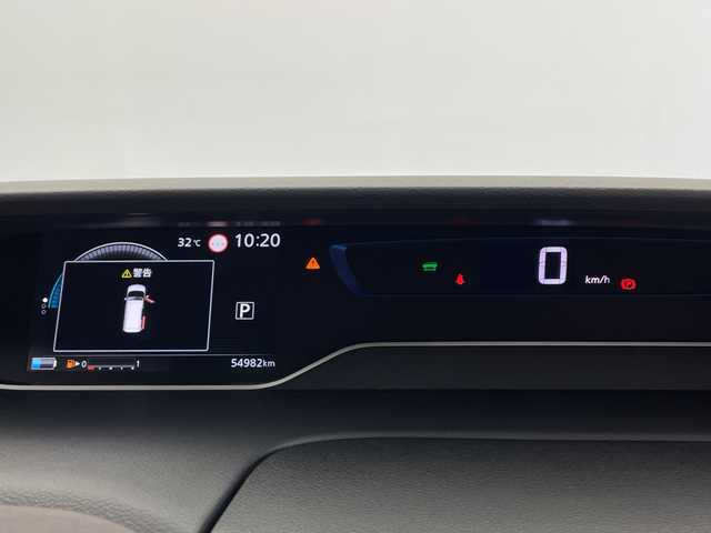 日産 セレナ e－パワー ハイウェイスター G 鹿児島県 2020(令2)年 5.5万km ダイヤモンドブラック 純正１０インチナビ　プロパイロット　１１インチフリップダウンモニター　衝突軽減ブレーキ　アラウンドビューモニター　両側パワースライドドア　ビルトインＥＴＣ　シートヒーター　デジタルインナーミラー