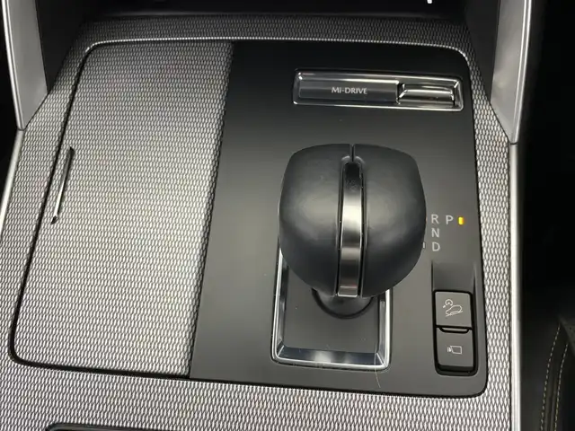 マツダ ＣＸ－６０ XD HV エクスクルーシブスポーツ 栃木県 2022(令4)年 1万km ロジウムホワイトプレミアムメタリック 純正ナビ/(フルセグTV・Bluetooth・USB・AppleCarPlay・AndroidAUTO)/BOSEプレミアムサウンド/サンルーフ/本革シート/全方位カメラ/バックカメラ/パドルシフト/4WD/ターボ/スマートブレーキサポート/レーンキープアシスト/オートハイビーム/アダプティブクルーズコントロール/電動リアゲート/前席パワーシート/前席シートヒーター/シートクーラー/前後ドライブレコーダー/LEDヘッドライト/オートライト/ドアバイザー/純正アルミホイール/純正フロアマット