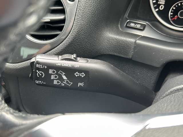 フォルクスワーゲン ティグアン TSI BMテクノ Rライン 福井県 2013(平25)年 14.6万km 黒 キーレス/LEDヘッドライト/フォグランプ/オートライト/ステアリングスイッチ/アイドリングストップ/横滑り防止/電動格納ミラー/ETC/クリアランスソナー/オートブレーキホールド