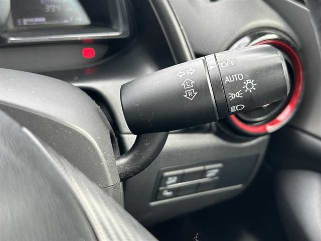 マツダ ＣＸ－３ XD ツーリング 愛知県 2016(平28)年 9.5万km セラミックM 純正ナビ/（BT/AM/FM/CD/DVD)/フルセグTV/バックカメラ/クルーズコントロール/プッシュスタート/アイドリングストップ/LEDヘッドライト/純正18インチAW/ハーフレザーシート/スマートキー/スペアキー