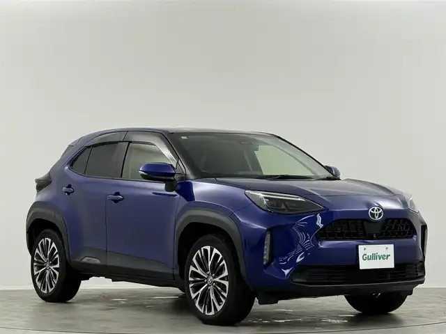 トヨタ ヤリスクロス ハイブリッド Z 埼玉県 2021(令3)年 2.1万km ダークブルーマイカM 純正8型DA ナビ 全方位カメラ BSM HUD ETC　LEDヘッドライト　シートヒーター　ハーフレザーシート　　ドライブレコーダー　レーダークルーズコントロール　オートハイビーム　衝突被害軽減