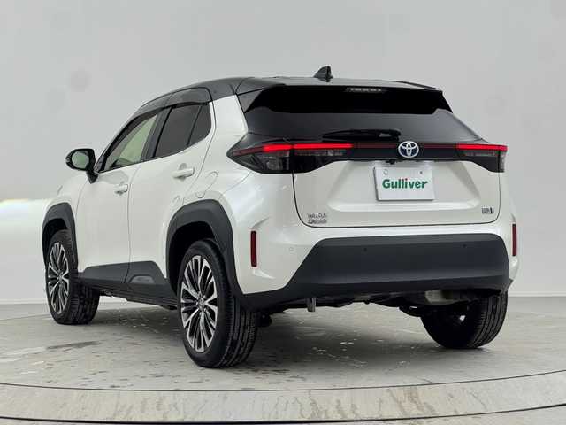 トヨタ ヤリスクロス ハイブリッド 熊本県 2020(令2)年 5.3万km ブラックマイカ/ホワイトパールクリスタルシャイン 2トーン シートヒーター/フロントモデリスタエアロ/エンジンスタートボタン/アイドリンクストップ/Bluetooth接続/ETC/車外全方位カメラ/ドライブレコーダー/運転席パワーシート/レーンキープアシスト/オートライト/オートマチックハイビーム