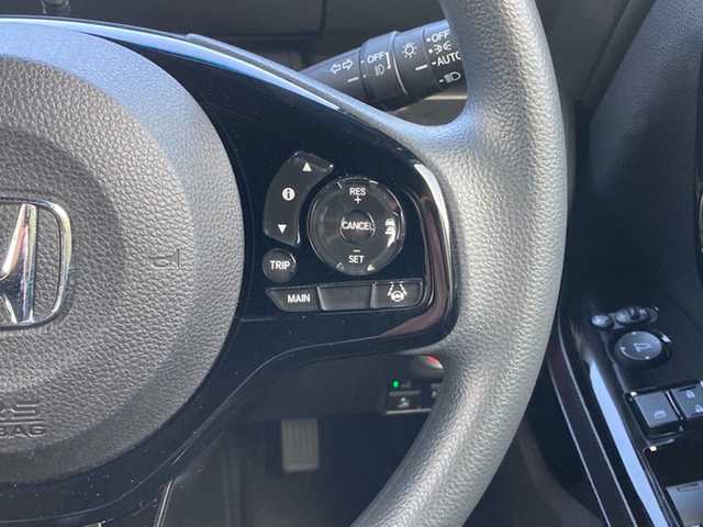 ホンダ Ｎ ＢＯＸ カスタム L 愛媛県 2022(令4)年 3万km プラチナホワイトパール 社外ナビ(MDV-D208BT ) /・CD Bluetooth SD USB AUX /バックカメラ /片側パワースライドドア /前方ドライブレコーダー /ETC /衝突軽減ブレーキ /レーンキープアシスト /レーダークルーズ /コーナーセンサー/オートブレーキホールド/LEDオートライト/●左右独立式リアセンターアームレスト/●コンビニフック付シートバックテーブル（運転席/助手席）/●9灯式フルLEDヘッドライト/●運転席&助手席シートヒーター/●充電用USBジャック2個口/●2列目ロールサンシェード