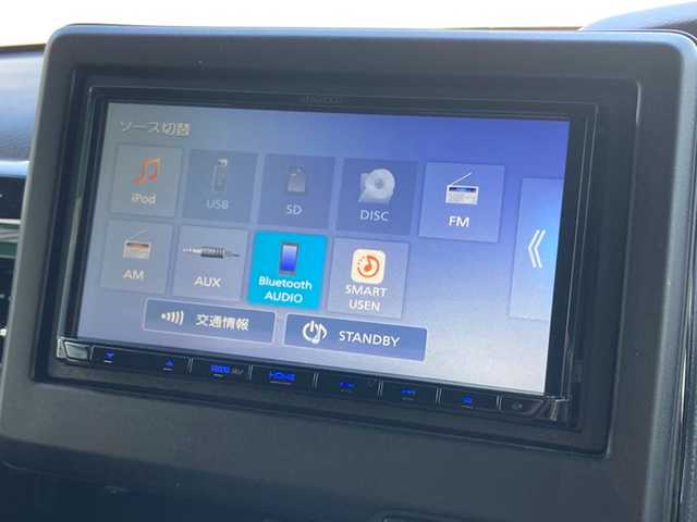 ホンダ Ｎ ＢＯＸ カスタム L 愛媛県 2022(令4)年 3万km プラチナホワイトパール 社外ナビ(MDV-D208BT ) /・CD Bluetooth SD USB AUX /バックカメラ /片側パワースライドドア /前方ドライブレコーダー /ETC /衝突軽減ブレーキ /レーンキープアシスト /レーダークルーズ /コーナーセンサー/オートブレーキホールド/LEDオートライト/●左右独立式リアセンターアームレスト/●コンビニフック付シートバックテーブル（運転席/助手席）/●9灯式フルLEDヘッドライト/●運転席&助手席シートヒーター/●充電用USBジャック2個口/●2列目ロールサンシェード