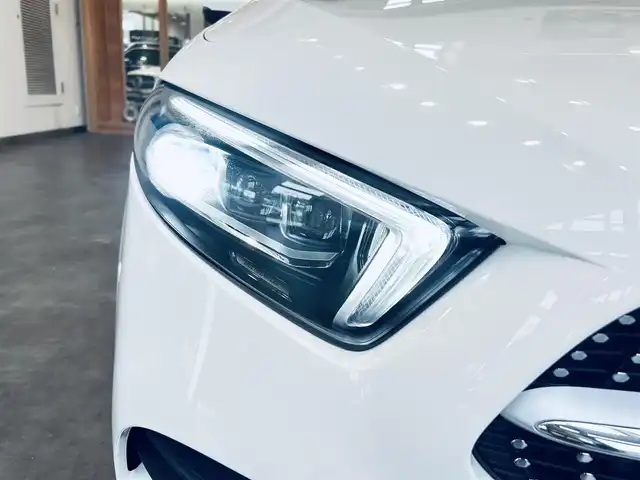 メルセデス・ベンツ Ａ２００ｄ AMGライン 大阪府 2022(令4)年 1.9万km ポーラホワイト アドバンスドP/レーダーセーフティP/HUD/ACC/純正ナビ/TV/360度カメラ/純正18インチAW/LEDヘッドライト/アンビエントライト/ハーフ革/シートヒーター/ブラインドスポット/クリアランスソナー/パドルシフト/ETC/ドラレコ