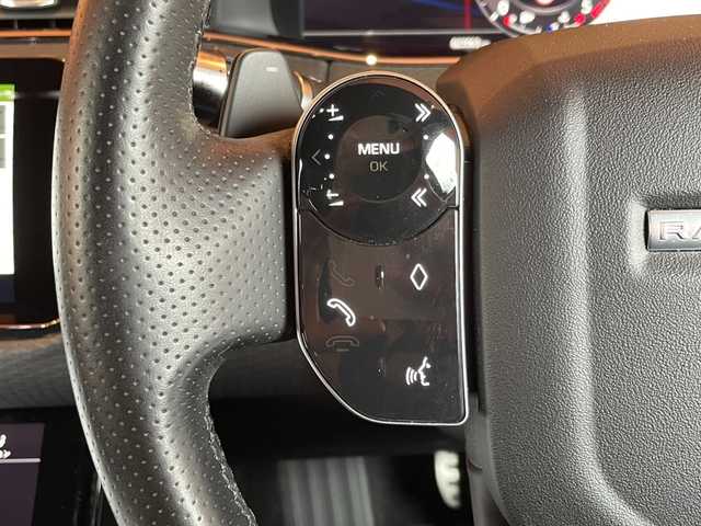 ランドローバー レンジローバーイヴォーク Rダイナミック S 愛知県 2020(令2)年 2.4万km ゴールド ワンオーナー/黒革シート/シートヒーター/ドライブパック/純正ナビ/フルセグTV/360度カメラ/Bluetooth/ナビゲーションプロ/ACC/ブラインドスポット/LEDヘッドライ/ レーンキープアシスト/純正18インチアルミ