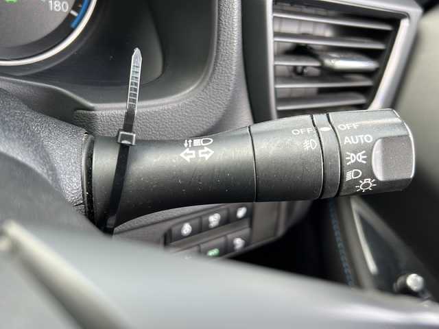 日産 リーフ G 岐阜県 2019(令1)年 9.7万km スーパーブラック 登録時走行距離96318km/純正ナビ/全方位モニター/ワンセグテレビ/デジタルインナーミラー/ハンドルヒーター/ブラインドスポットモニター/シートヒーター/ドライブレコーダー/純正アルミホイール/純正フロアマット/ビルトインＥＴＣ/LEDヘッドライト/スマートキー/プッシュスタート/スペアキー/ドアバイザー