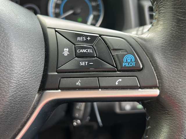 日産 リーフ G 岐阜県 2019(令1)年 9.7万km スーパーブラック 登録時走行距離96318km/純正ナビ/全方位モニター/ワンセグテレビ/デジタルインナーミラー/ハンドルヒーター/ブラインドスポットモニター/シートヒーター/ドライブレコーダー/純正アルミホイール/純正フロアマット/ビルトインＥＴＣ/LEDヘッドライト/スマートキー/プッシュスタート/スペアキー/ドアバイザー