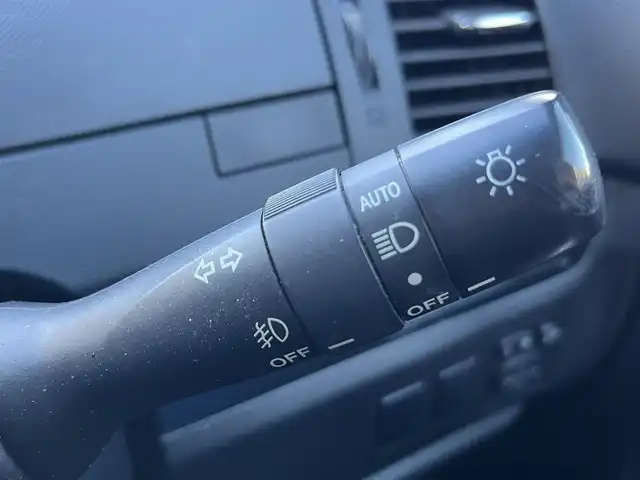 トヨタ エスティマ アエラス 栃木県 2014(平26)年 14.2万km ブラック (株)IDOMが運営する【じしゃロン宇都宮店】の自社ローン対象車両になります。こちらは現金ご利用時の価格です。自社ローンご希望の方は別途その旨お申付け下さい。/純正ナビ/バックカメラ/フルセグ/Ｂｌｕｅｔｏｏｔｈ/フリップダウンモニター/ビルトインＥＴＣ/両側パワースライドドア/クルーズコントロール/４ＷＤ/スマートキー/プッシュボタンスタート