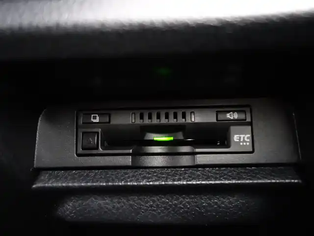 トヨタ ヴォクシー ZS 煌 山形県 2018(平30)年 3.7万km ボルドーマイカメタリック 4WD/衝突被害軽減システム/純正SDナビ/　　【CD BT ワンセグ AUX】/バックカメラ/両側パワースライドドア/クルーズコントロール/LEDオートライト/純正16インチアルミホイールアルミ/アイドリングストップ/ステアリングスイッチ/MTモード付AT/電動格納ウィンカーミラー/フォグランプ/スマートキー/ETC