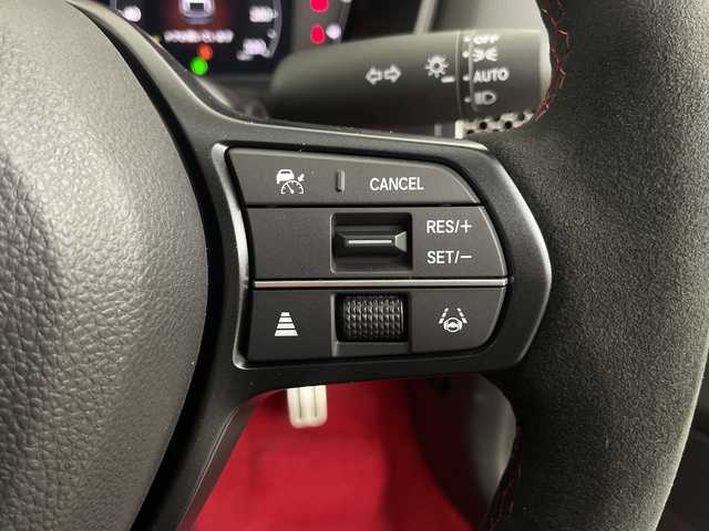 ホンダ シビック タイプR 埼玉県 2025(令7)年 0.1千km チャンピオンシップホワイト 登録済未使用車　/純正メーカーナビ　/バックカメラ　/フルセグＴＶ　/ＢＳＭ　/前後コーナーセンサー　/タイプＲ専用セミバケットシート　/ＨｏｎｄａＬｏｇＲ　/ビルトインＥＴＣ２．０　/レーダークルーズコントロール