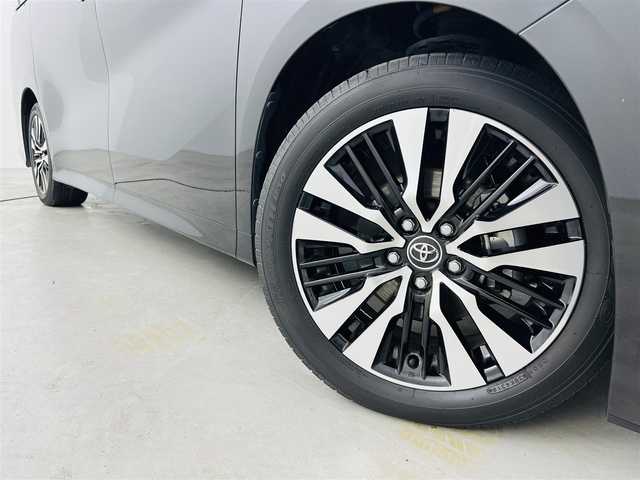 トヨタ ヴェルファイア Z Gエディション 福島県 2018(平30)年 2万km ブラック トヨタセーフティセンス/・プリクラッシュセーフティ/・レーントレーシングアシスト/・クリアランスソナー/・パーキングサポートブレーキ/・ロードサインアシスト/・レーダークルーズコントロール/社外ナビ/・型番:CN-RE05WD/・フルセグTV/Bluetooth/CD/DVD/・ビルトイン/両側パワースライドドア/パワーバックドア/電子パーキング/・オートホールド/ウッドコンビステアリング/・ステアリングリモコン/・ステアリングヒーター/レザーシート/・パワーシート(運転席/助手席/2列目)/・シートヒーター(運転席/助手席)/・ベンチレーション(運転席/助手席)/・メモリシート(運転席)/・オットマン/プッシュスタート/・スマートキー/3眼LEDヘッドライト/・オートライト/・フォグライト/純正フロアマット/ドアバイザー/リアスモークフィルム