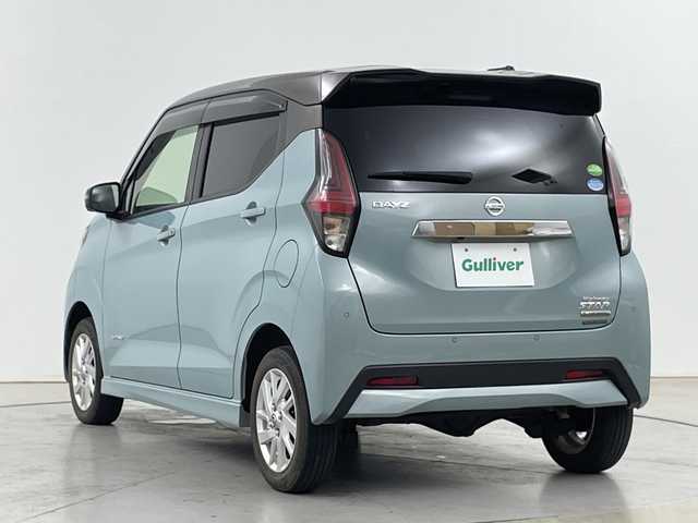 日産 デイズ ハイウェイスターX 道央・札幌 2020(令2)年 4.8万km アッシュブラウン/ソーダブルー ・４WD/・エマージェンシーブレーキ/・車線逸脱警報/・前後ソナー/・純正メモリナビ/（AM・FM・CD・BT・AUX・iPod・SD・フルセグ）/・アラウンドビューモニター/・前席シートヒーター/・前後コーナーセンサー/・インテリジェントオートライトシステム/・電動格納ミラー/・ドアバイザー/・スマートキー/・プッシュスタート/・LEDヘッドライト/・アイドリングストップ/・純正14インチアルミホイール/・保証書/・取扱説明書
