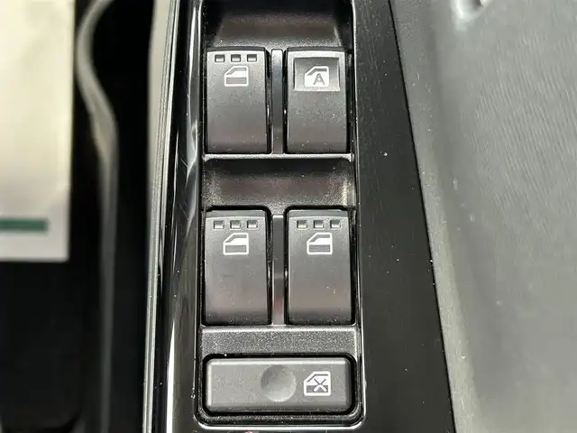 ダイハツ タント カスタム RS SAⅡ 兵庫県 2016(平28)年 5.9万km ブラックマイカメタリック フローディングナビ/ETC/革巻きステアリングハンドル/ステアリングスイッチ/両側パワースライドドア/バックカメラ/YUPITERUレーダー/スマートキー/フルセグTV/横滑り防止装置/衝突被害軽減システム/LEDヘッドライト/BT