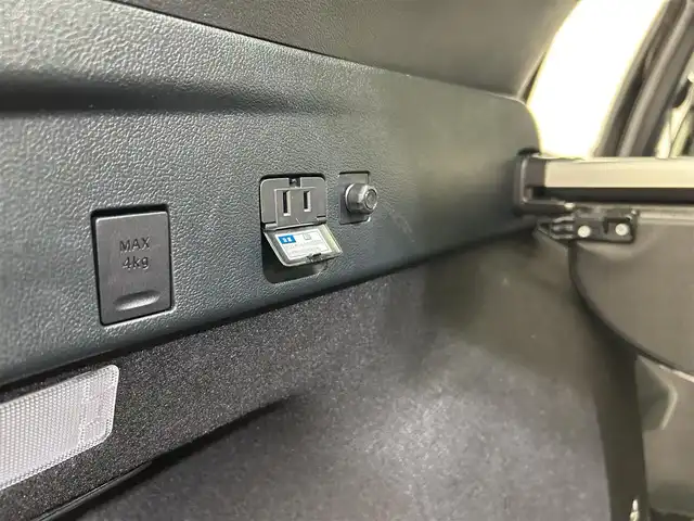 トヨタ プリウス Sツーリングセレクション 愛媛県 2022(令4)年 3.8万km アティチュードブラックマイカ ワンオーナー/純正9型ナビ/(Bluetooth/フルセグ)/モデリスタエアロ/全周囲カメラ/運転席/助手席シートヒーター/レーダークルーズコントロール/100V充電/衝突被害軽減システム/コーナーセンサー/レーンキープアシスト/オートマチックハイビーム/オートライト/ステアリングスイッチ/ウインカーミラー/EVモード/保証書/取扱説明書