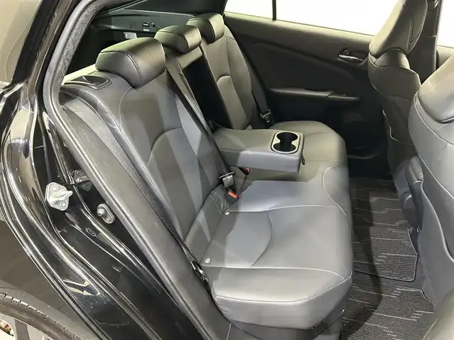 トヨタ プリウス Sツーリングセレクション 福岡県 2022(令4)年 3.8万km アティチュードブラックマイカ ワンオーナー/純正9型ナビ/(Bluetooth/フルセグ)/モデリスタエアロ/全周囲カメラ/運転席/助手席シートヒーター/レーダークルーズコントロール/100V充電/衝突被害軽減システム/コーナーセンサー/レーンキープアシスト/オートマチックハイビーム/オートライト/ステアリングスイッチ/ウインカーミラー/EVモード/保証書/取扱説明書