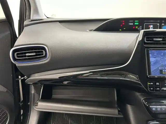 トヨタ プリウス Sツーリングセレクション 愛媛県 2022(令4)年 3.8万km アティチュードブラックマイカ ワンオーナー/純正9型ナビ/(Bluetooth/フルセグ)/モデリスタエアロ/全周囲カメラ/運転席/助手席シートヒーター/レーダークルーズコントロール/100V充電/衝突被害軽減システム/コーナーセンサー/レーンキープアシスト/オートマチックハイビーム/オートライト/ステアリングスイッチ/ウインカーミラー/EVモード/保証書/取扱説明書