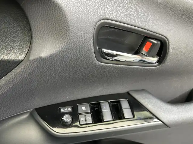 トヨタ プリウス Sツーリングセレクション 福岡県 2022(令4)年 3.8万km アティチュードブラックマイカ ワンオーナー/純正9型ナビ/(Bluetooth/フルセグ)/モデリスタエアロ/全周囲カメラ/運転席/助手席シートヒーター/レーダークルーズコントロール/100V充電/衝突被害軽減システム/コーナーセンサー/レーンキープアシスト/オートマチックハイビーム/オートライト/ステアリングスイッチ/ウインカーミラー/EVモード/保証書/取扱説明書