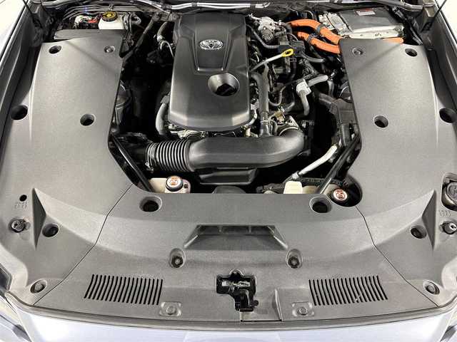 トヨタ クラウン ハイブリッド G 佐賀県 2019(令1)年 5.6万km プレシャスガレナ 純正8インチナビ/AM/FM/CD/DVD/Bluetooth/USB/フルセグTV/トヨタセーフティセンス/レーダークルーズコントロール/前後コーナーセンサー/アラウンドビューモニター/１００V充電/ビルトインETC/前方ドライブレコーダー/純正フロアマット/パワーシート/ドアミラーヒーター/LEDヘッドライト/フォグランプ/純正17インチアルミホイール/スマートキー/スペアキー