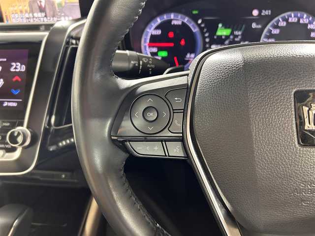 トヨタ クラウン ハイブリッド G 佐賀県 2019(令1)年 5.6万km プレシャスガレナ 純正8インチナビ/AM/FM/CD/DVD/Bluetooth/USB/フルセグTV/トヨタセーフティセンス/レーダークルーズコントロール/前後コーナーセンサー/アラウンドビューモニター/１００V充電/ビルトインETC/前方ドライブレコーダー/純正フロアマット/パワーシート/ドアミラーヒーター/LEDヘッドライト/フォグランプ/純正17インチアルミホイール/スマートキー/スペアキー