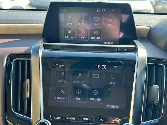 トヨタ クラウン ハイブリッド G 宮城県 2019(令1)年 5.6万km プレシャスガレナ 登録時走行距離55891km/純正8インチナビ/AM/FM/CD/DVD/Bluetooth/USB/フルセグTV/トヨタセーフティセンス/レーダークルーズコントロール/前後コーナーセンサー/アラウンドビューモニター/ビルトインETC/シートヒーター/ハンドルヒーター/電動リアシェード/前方ドライブレコーダー/純正フロアマット/全席パワーシート/LEDヘッドライト/フォグランプ/純正17インチアルミホイール/スマートキー/スペアキー