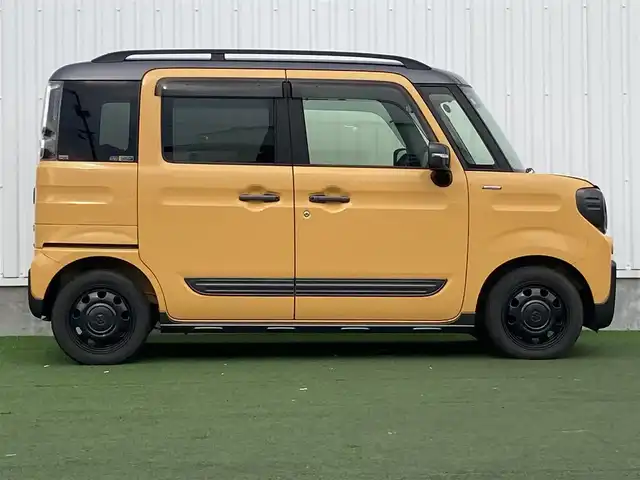 スズキ スペーシア ギア HYBRID XZ 香川県 2019(令1)年 4万km アクティブイエロー/ガンメタリック2トーン 登録時走行距離：39507km/カロッツェリアメモリナビ/　CD DVD BT　フルセグTV/バックカメラ/両側パワースライドドア/デュアルセンサーブレーキサポート/レーンキープアシスト/クリアランスソナー/アイドリングストップ/横滑り防止装置/LEDヘッドライト/オートライト/フォグランプ/サーキュレーター/ロールサンシェード/シートヒーター/ETC/ステアリングスイッチ/プッシュスタート/スマートキー