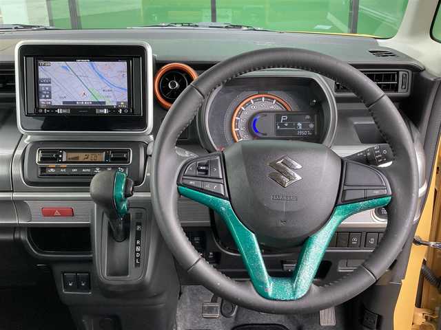 スズキ スペーシア ギア HYBRID XZ 香川県 2019(令1)年 4万km アクティブイエロー/ガンメタリック2トーン 登録時走行距離：39507km/カロッツェリアメモリナビ/　CD DVD BT　フルセグTV/バックカメラ/両側パワースライドドア/デュアルセンサーブレーキサポート/レーンキープアシスト/クリアランスソナー/アイドリングストップ/横滑り防止装置/LEDヘッドライト/オートライト/フォグランプ/サーキュレーター/ロールサンシェード/シートヒーター/ETC/ステアリングスイッチ/プッシュスタート/スマートキー