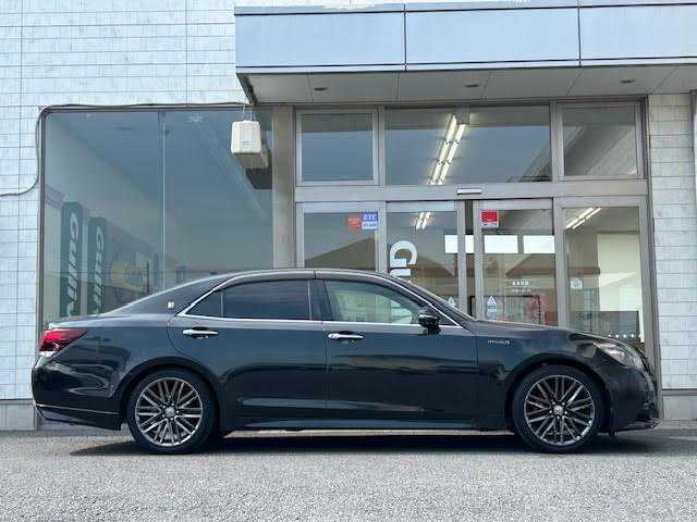 トヨタ クラウン ハイブリッド アスリートS ブラックスタイル 埼玉県 2014(平26)年 15.2万km プレシャスブラックパール 純正HDDナビ/クルーズコントロール/バックカメラ/Bluetooth/サンルーフ/パワーシート（運転席、助手席）/ナイトビジョン/シートヒーター/エアシート/フォグランプ/ETC