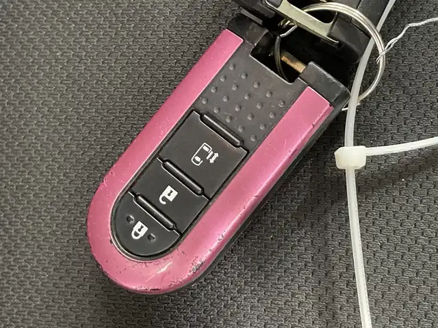 トヨタ タンク X 栃木県 2018(平30)年 5.7万km ブラックマイカメタリック オーディオ/ビルトインETC/片側パワースライドドア/前席シートヒーター/禁煙車/オートライト/横滑り防止装置/Fフォグランプ/スマートキー/プッシュスタート/アイドリングストップ/電動格納ミラー/純正フロアマット