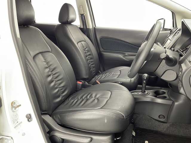 日産 ノート X 宮崎県 2015(平27)年 9.5万km ブリリアントホワイトパール 禁煙車/純正ナビ/ETC/バックカメラ/ETC/純正フロアマット/スマートキー/プッシュエンジンスタート