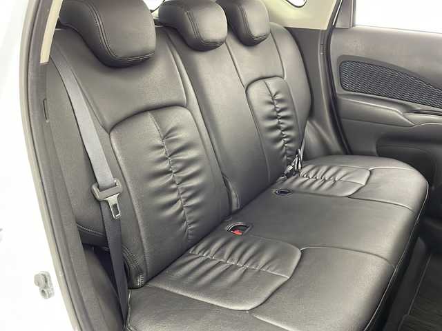 日産 ノート X 宮崎県 2015(平27)年 9.5万km ブリリアントホワイトパール 禁煙車/純正ナビ/ETC/バックカメラ/ETC/純正フロアマット/スマートキー/プッシュエンジンスタート